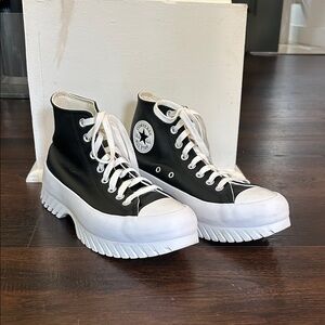 Converse Unisex Chuck Taylor Leather All Star Lugged 2.0